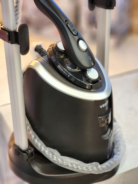 اتو ایستاده وگاس مدل vgs1270