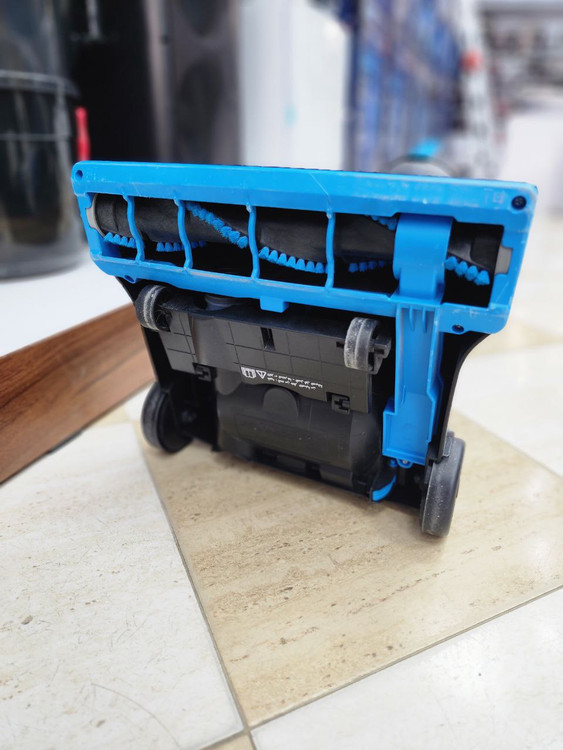 جاروبرقی ایستاده بیسل مدل 2111E