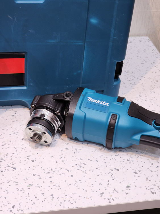 پک 6 قلو شارژی برند ماکیتا LION 88V