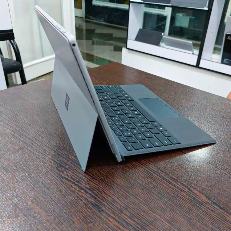 لپ تاپ استوک Surface Pro 5